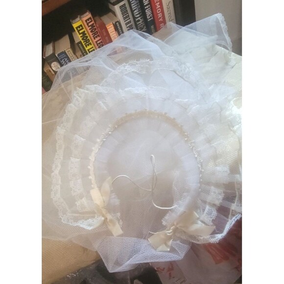 First HOLY COMMUNION/ Flower Girl Veil Headpiece Overlapping Tulle Lace VTG '50s - Picture 11 of 16